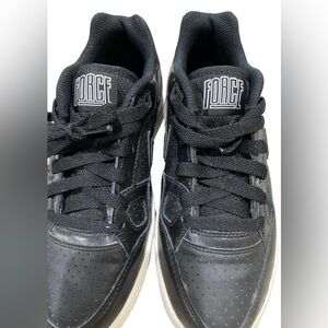 Nike Women’s Son of Force Low Black Sneakers Size 6.5 ~
